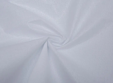 ¿Cómo se interluyen las camisas y extiende la vida de la camisa?